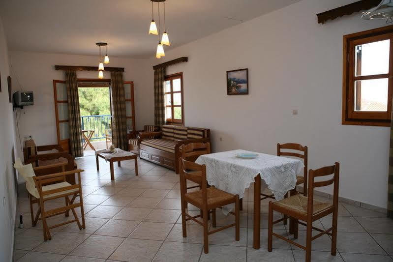 Kavos Apartments Alonissos 파티티리 외부 사진